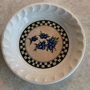 vintage Pie plate- blueberry design with recipe on back
